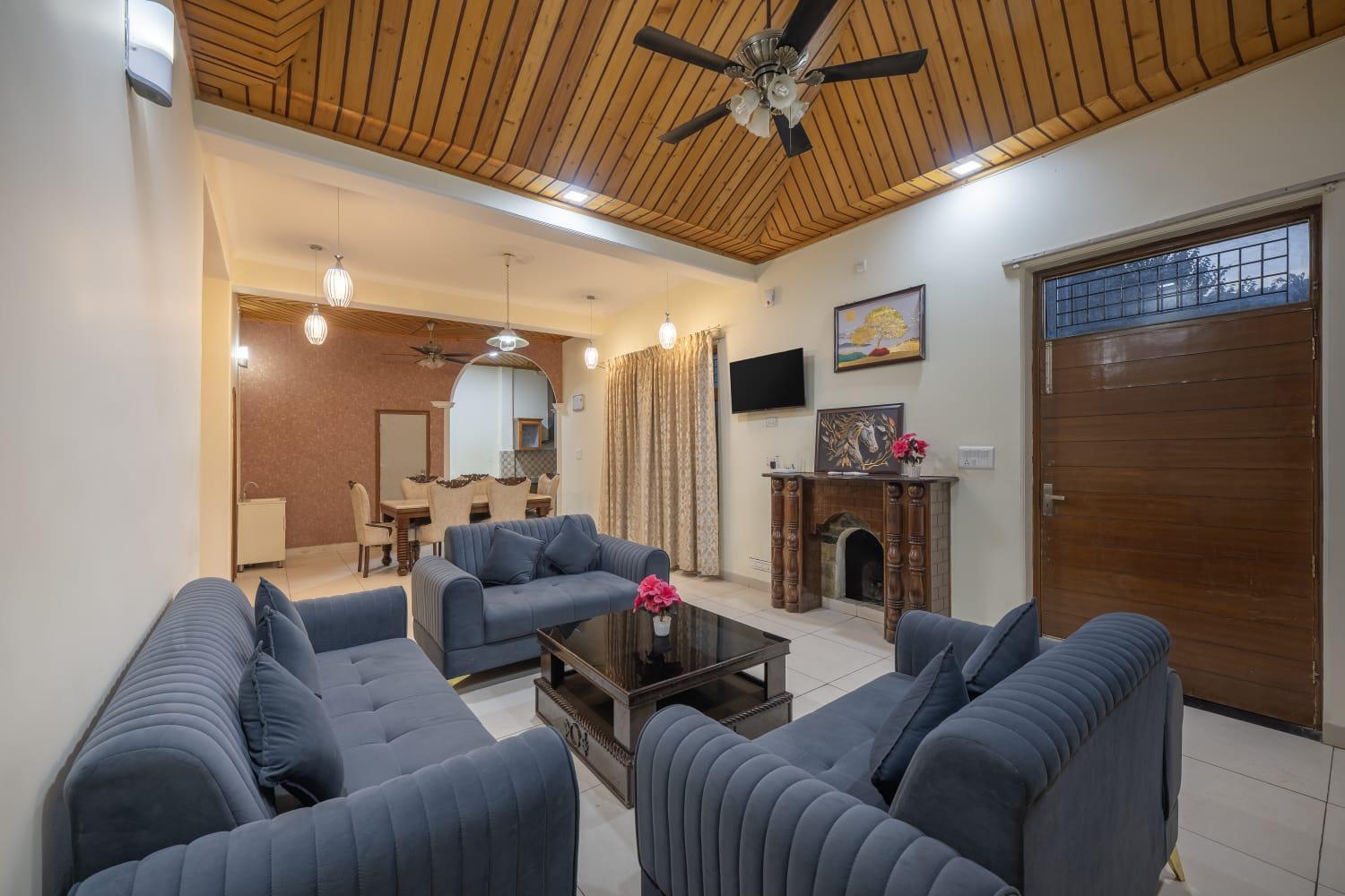 The Summer House I Party & Music I Sky Bonfire I Managed By Exotic * Kasauli